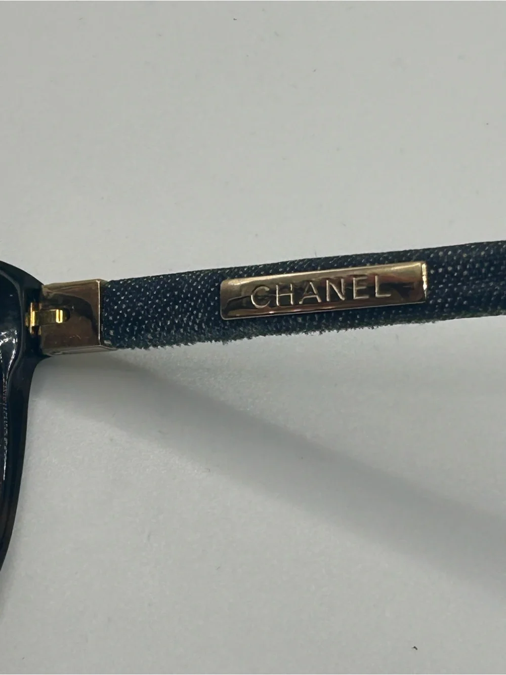 CHANEL sold frames